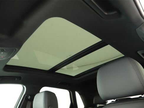 Used 2020 Audi Q3 2.0T Premium Plus w/ Premium Plus Package image 26