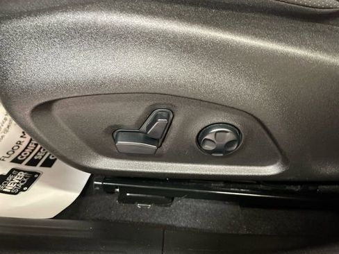 Certified 2020 Jeep Renegade Limited AWD/4WD image 12