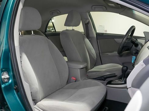 Used 2010 Toyota Corolla LE FWD image 26