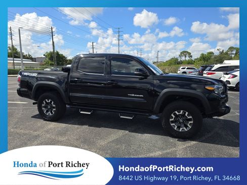 Used 2023 Toyota Tacoma TRD Off-Road w/ TRD Premium Off Road Package AWD/4WD image 1
