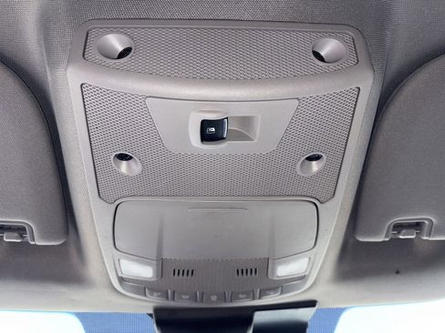 Used 2019 Ford F150 Lariat w/ Equipment Group 502A Luxury AWD/4WD image 30