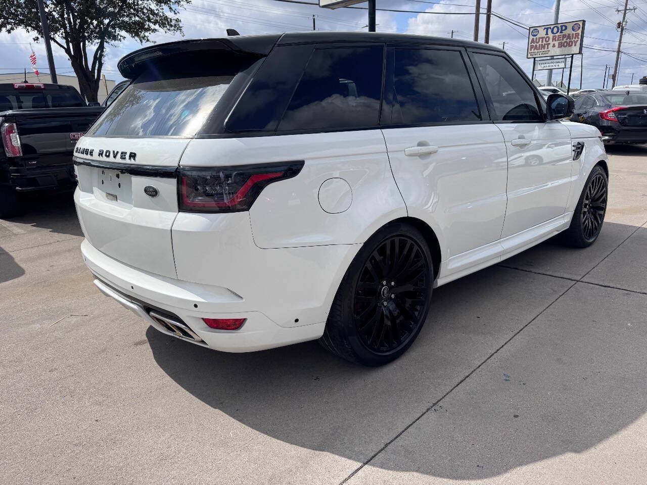 Used 2016 Land Rover Range Rover Sport Supercharged AWD/4WD image 6