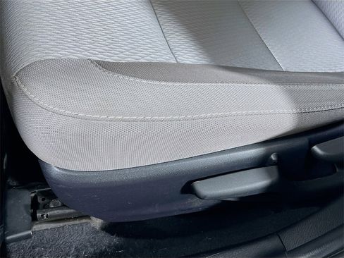 Certified 2019 Toyota Corolla SE image 18