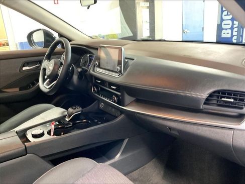 Used 2023 Nissan Rogue SV AWD/4WD image 14