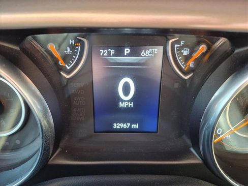 Used 2022 Jeep Wrangler Unlimited Sport AWD/4WD image 12