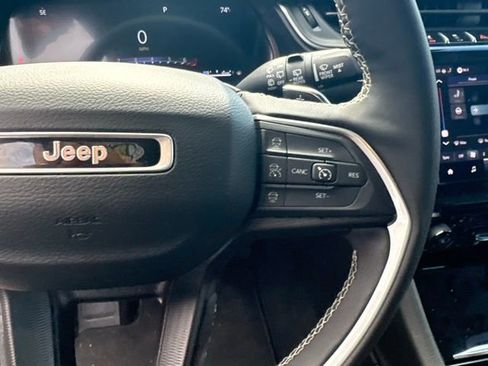 Certified 2024 Jeep Grand Cherokee L Altitude image 23