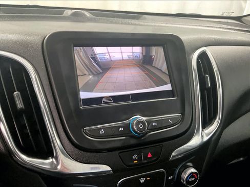 Used 2022 Chevrolet Equinox LT image 19