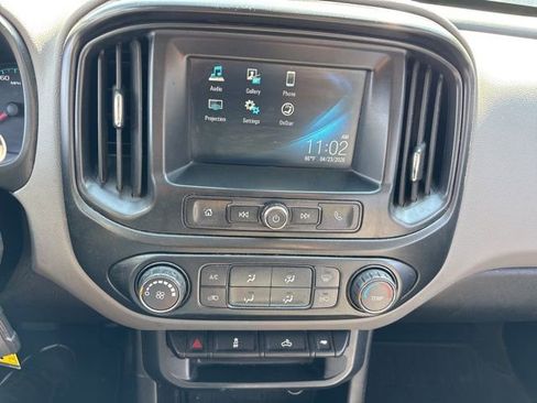 Used 2017 Chevrolet Colorado W/T AWD/4WD image 20