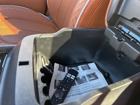 New 2026 Chrysler Pacifica Pinnacle FWD image 25