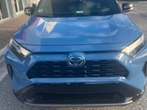 Used 2024 Toyota RAV4 XSE AWD/4WD image 2