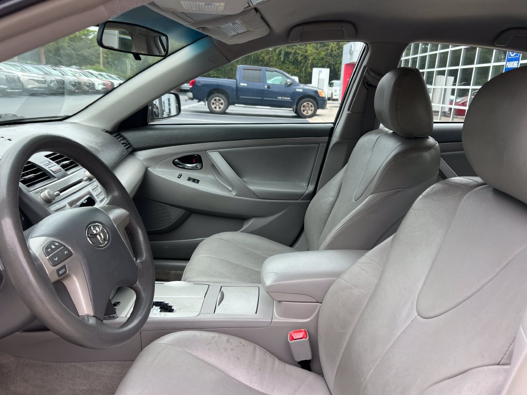Used 2011 Toyota Camry LE w/ LE Extra-Value Pkg FWD image 9