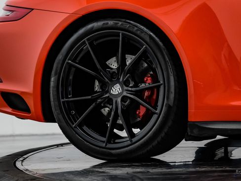 Used 2018 Porsche 911 Carrera 4S image 91