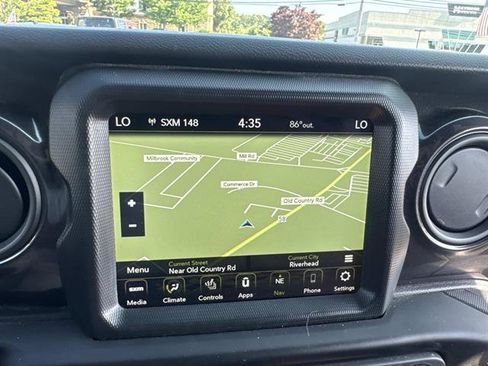 Used 2022 Jeep Wrangler Unlimited Sport AWD/4WD image 12
