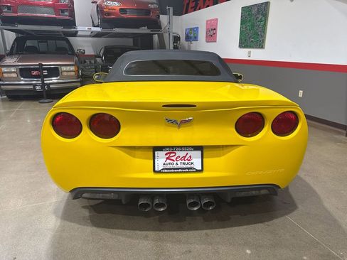 Used 2011 Chevrolet Corvette Grand Sport w/ Preferred Equipment Group image 6