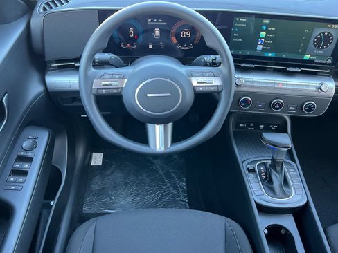 New 2026 Hyundai Kona SE image 15