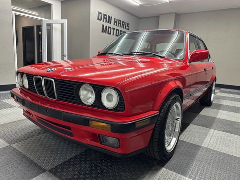 Used 1991 BMW 318i Sedan image 7