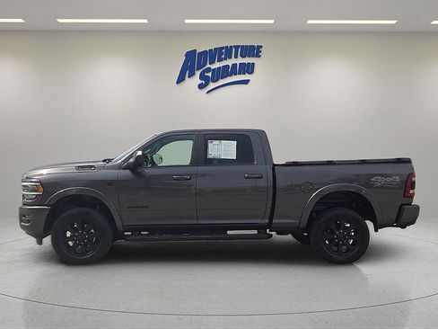 Used 2022 RAM 2500 Laramie w/ Night Edition AWD/4WD image 4