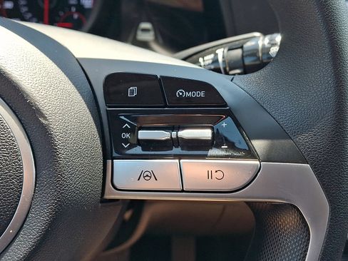 Certified 2023 Hyundai Elantra SEL w/ Preferred Accessory Package FWD image 21