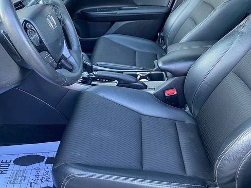 Used 2017 Honda Accord LX image 19