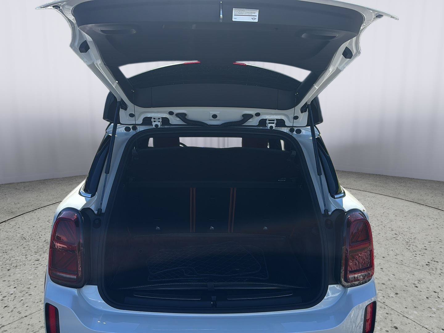 Used 2024 MINI Cooper Countryman John Cooper Works w/ Signature Upholstery Package AWD/4WD image 19