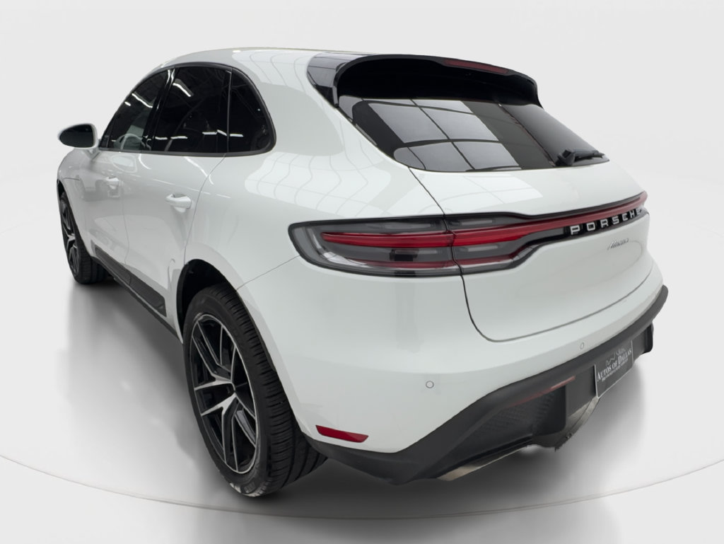 Used 2023 Porsche Macan Turbo AWD/4WD image 11
