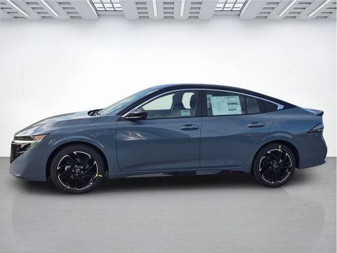 New 2026 Nissan Sentra SR w/ SR All Weather Package FWD image 7