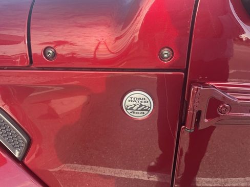 Used 2021 Jeep Gladiator Overland image 22