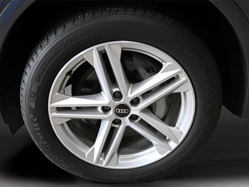 Used 2023 Audi Q5 e Premium Plus AWD/4WD image 34