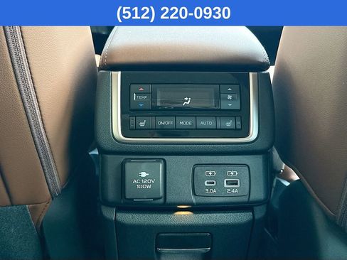 New 2026 Subaru Ascent Touring AWD/4WD image 32