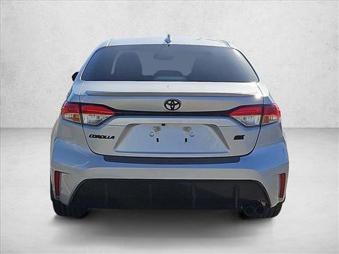 Used 2023 Toyota Corolla SE image 6