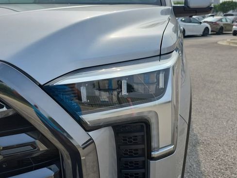 Used 2024 Toyota Tundra Platinum AWD/4WD image 32