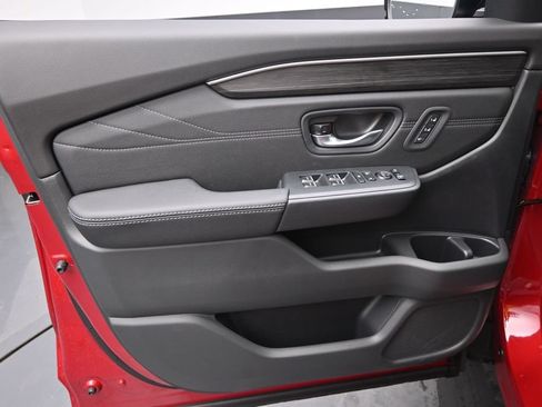 New 2026 Honda Pilot Touring image 19