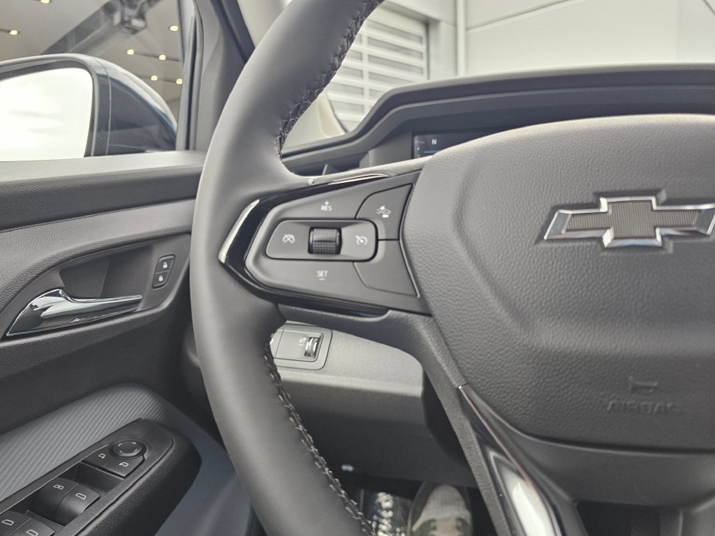 New 2027 Chevrolet Bolt RS w/ Technology Package FWD image 34