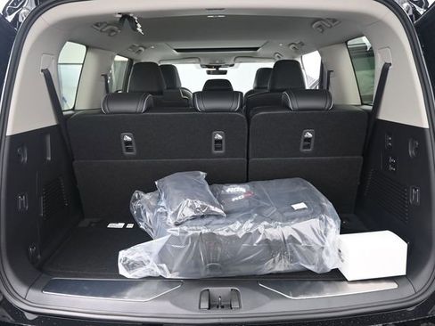 New 2026 INFINITI QX80 Luxe image 31