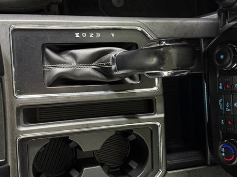Used 2019 Ford F150 XLT w/ Equipment Group 302A Luxury AWD/4WD image 21