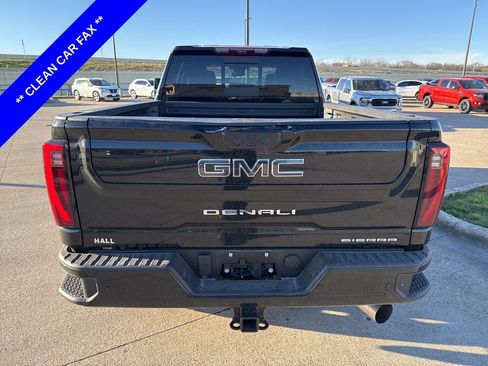 Used 2026 GMC Sierra 2500 Denali Ultimate image 10