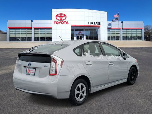 Used 2013 Toyota Prius Two image 4