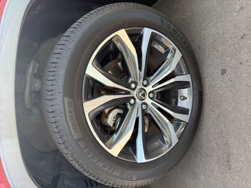 Used 2020 Lexus RX 450hL AWD w/ Premium Package image 20