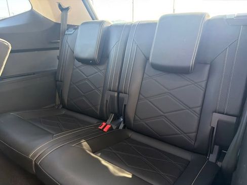 Used 2025 Volkswagen Atlas SE AWD/4WD image 20