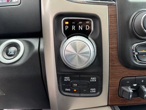Used 2015 RAM 1500 Laramie w/ Convenience Group AWD/4WD image 31