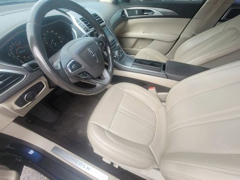 Used 2017 Lincoln MKZ Premiere image 19