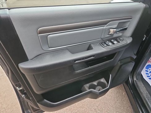Used 2024 RAM 1500 Classic SLT AWD/4WD image 10