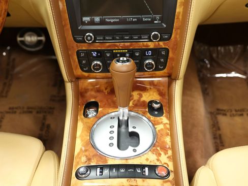 Used 2012 Bentley Flying Spur Flying Spur AWD/4WD image 42