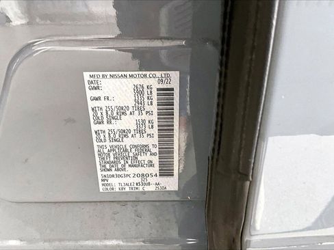 Used 2023 Nissan Pathfinder Platinum w/ Cargo Package image 8