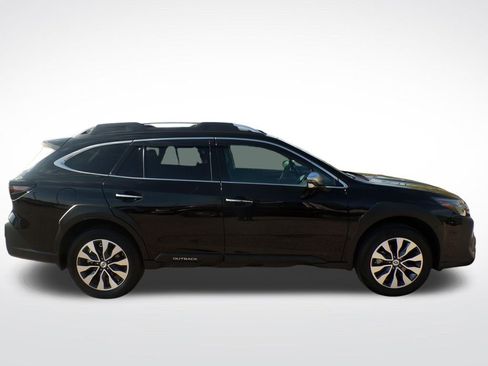 Used 2024 Subaru Outback Touring XT AWD/4WD image 6