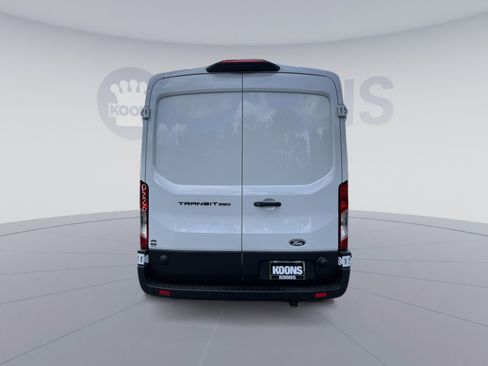 New 2026 Ford Transit 250 148 Medium Roof w/ Load Area Protection Package image 5