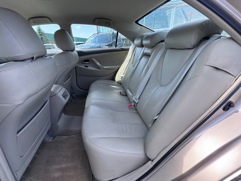 Used 2008 Toyota Camry LE FWD image 6
