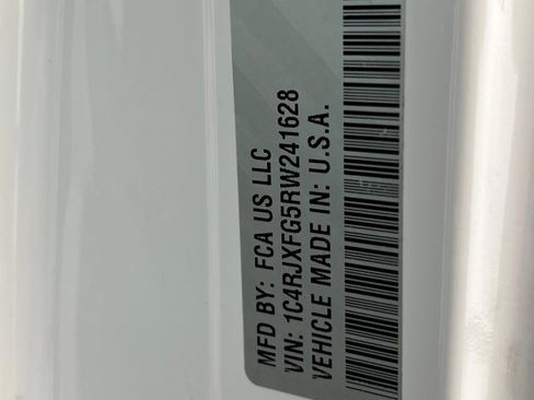 Certified 2024 Jeep Wrangler Unlimited Rubicon image 53