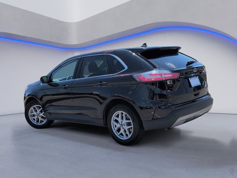 Used 2024 Ford Edge SEL AWD/4WD image 9