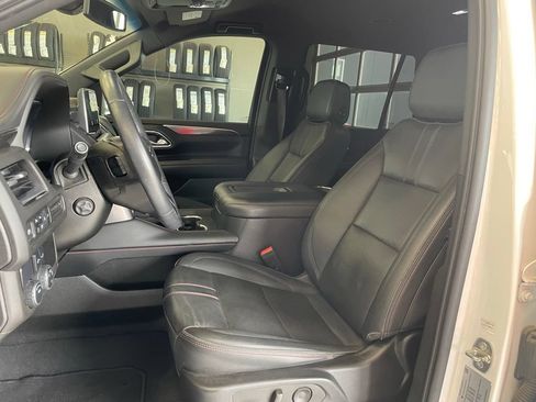 Used 2022 Chevrolet Tahoe RST w/ Luxury Package RWD image 10
